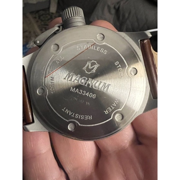 Brand New With Tags -Magnum 48mm Men’s Graduate Quartz Watch- - Picture 8 of 11